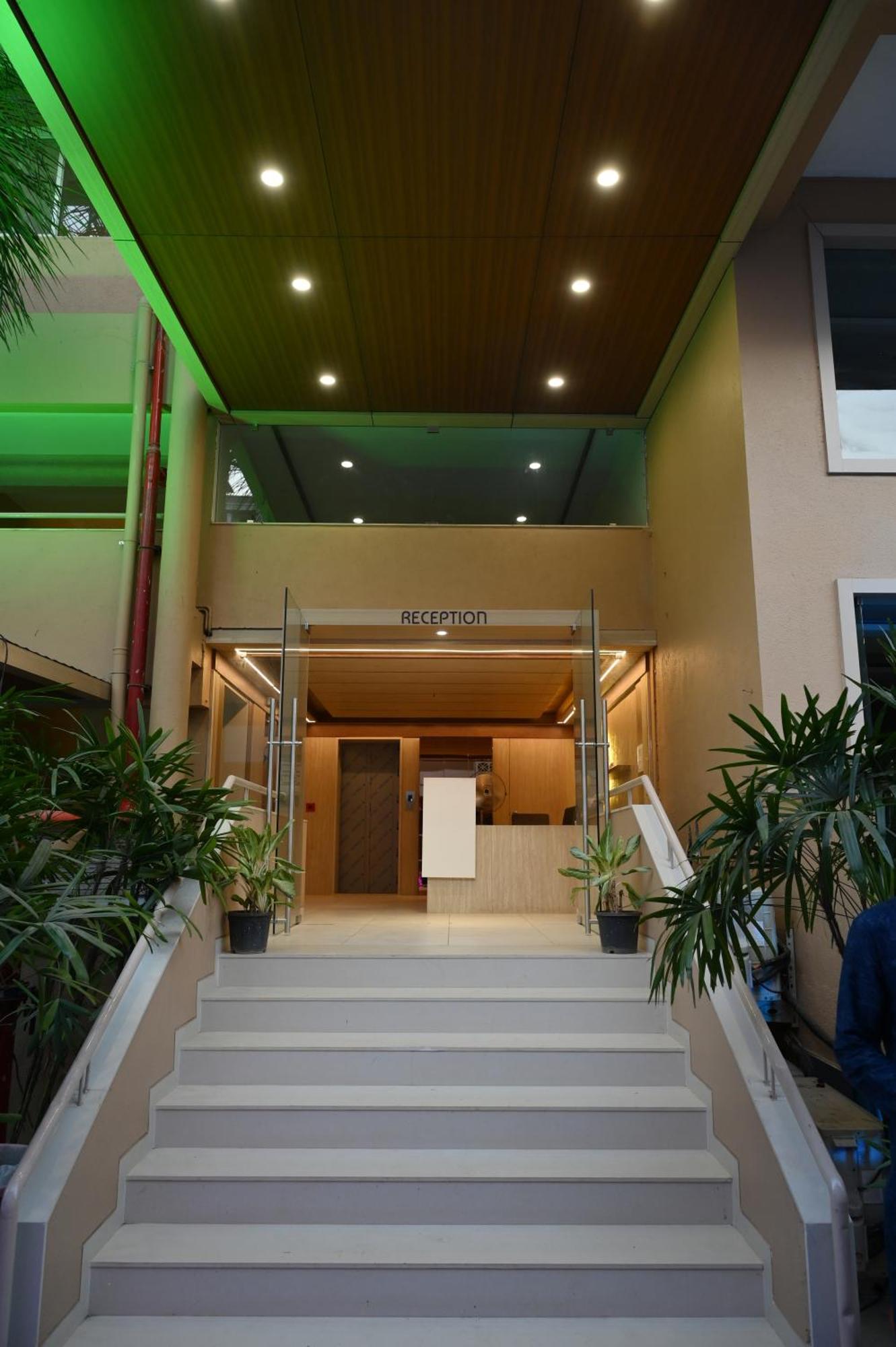 Hotel Haldi Nashik Exterior foto
